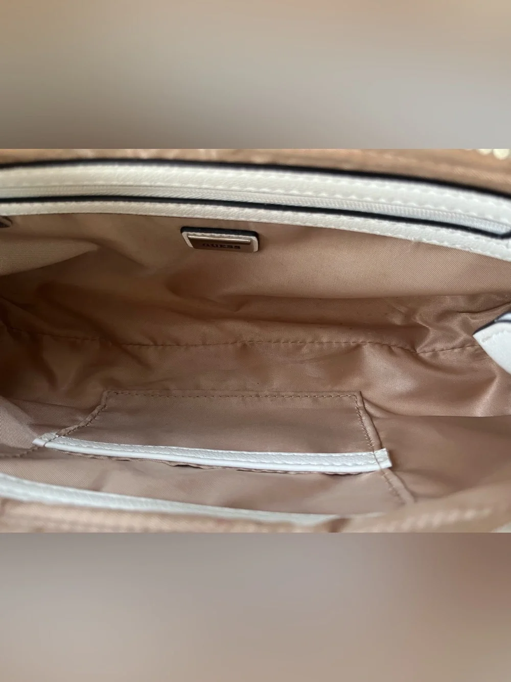 Vintage White Guess Faux Leather Small Shoulder Bag